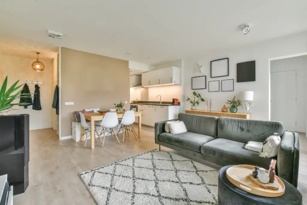 Foto de dentro de apartamento médio